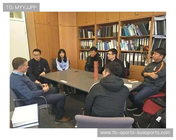 琑队如何建立多层次的青训合作伙伴生态，如何成立青训俱乐部